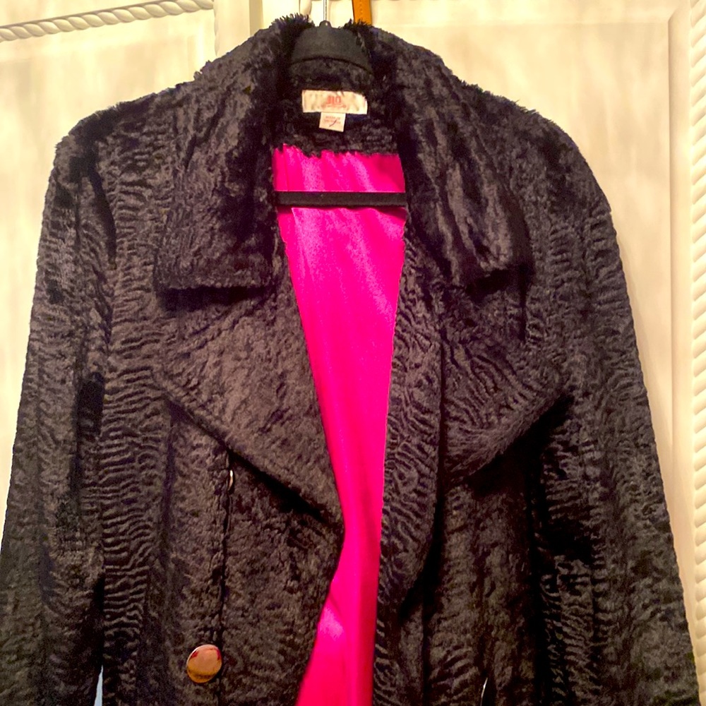 Jlo silver buttons coat Sixe Xl Pink lining.